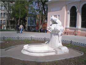 Памятник «Дети и лягушка» в Одессе