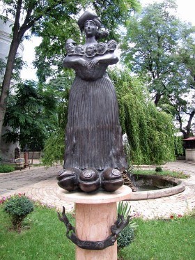 Памятник Одессе-маме